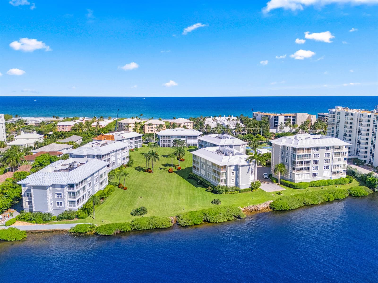 2150 S Ocean Boulevard #1B
