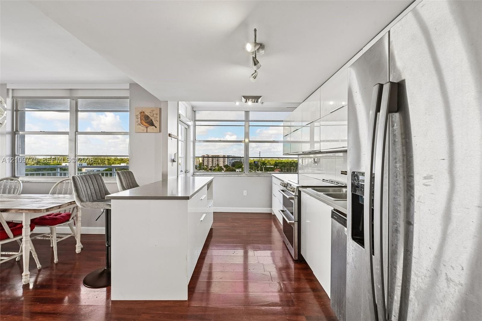 Del Prado Condo South #705