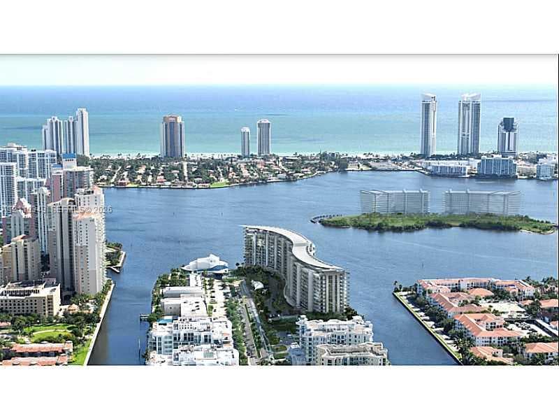 Echo Aventura #905