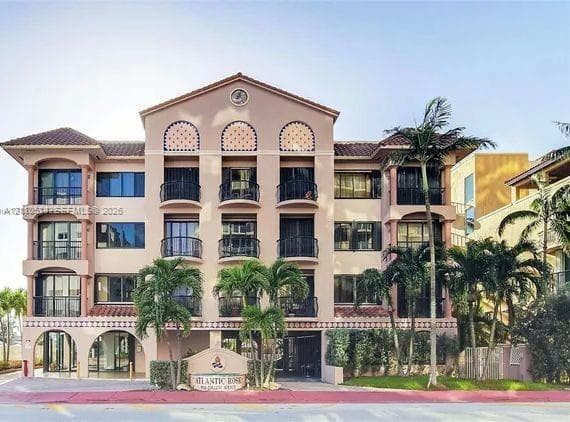 ATLANTIC ROSE CONDO #304