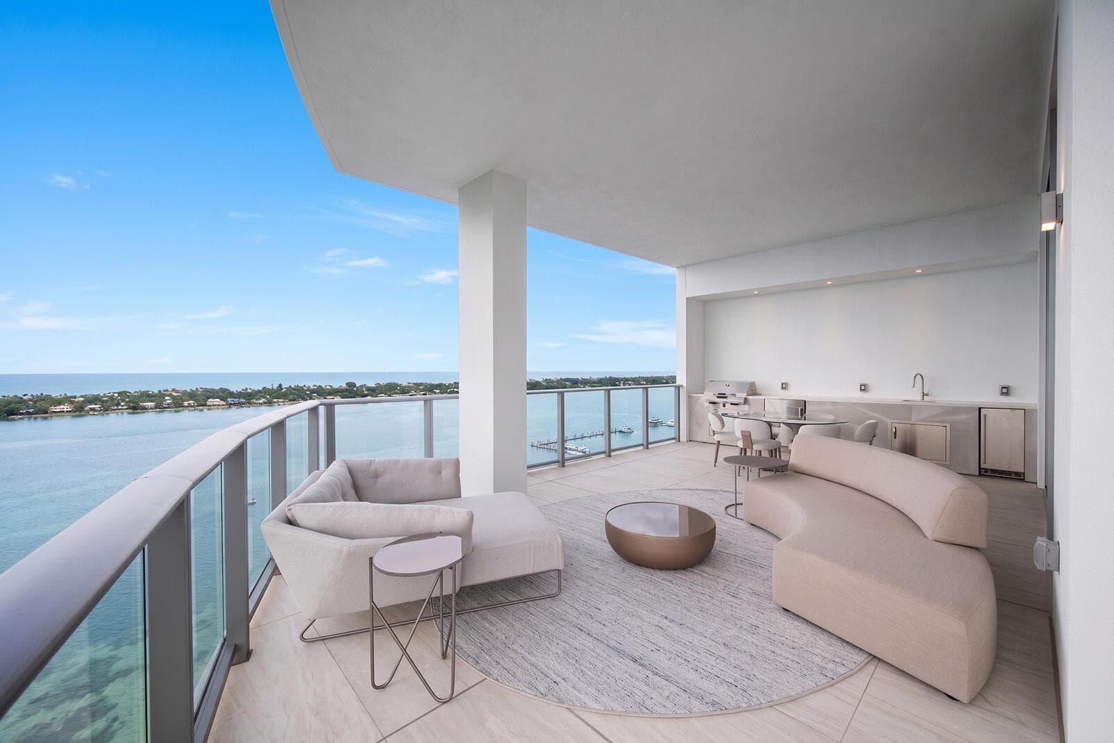 Alba Palm Beach #2101