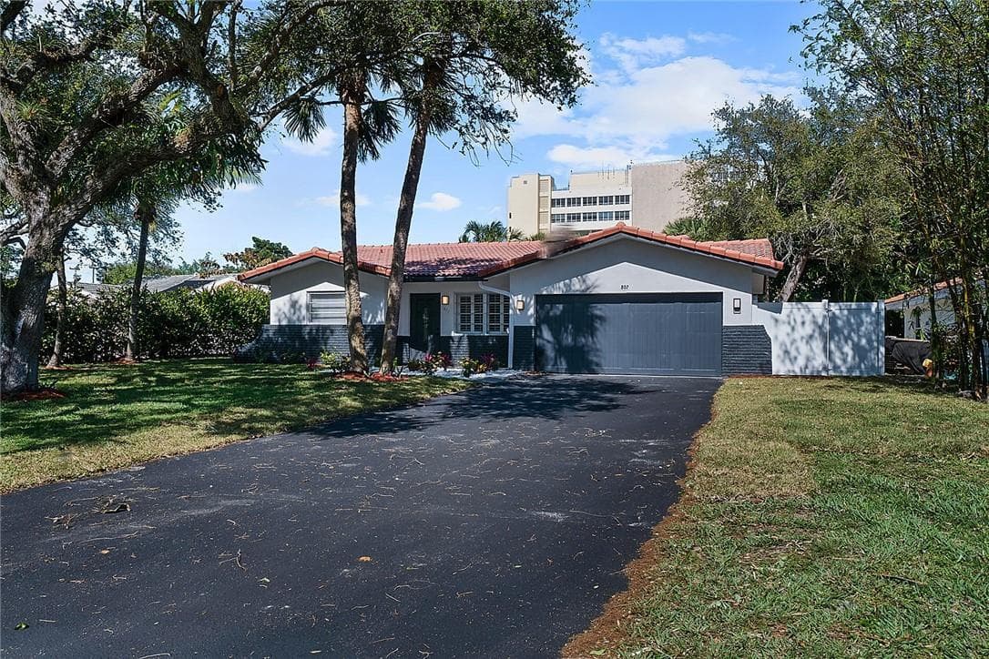 807 Nw 7TH Street