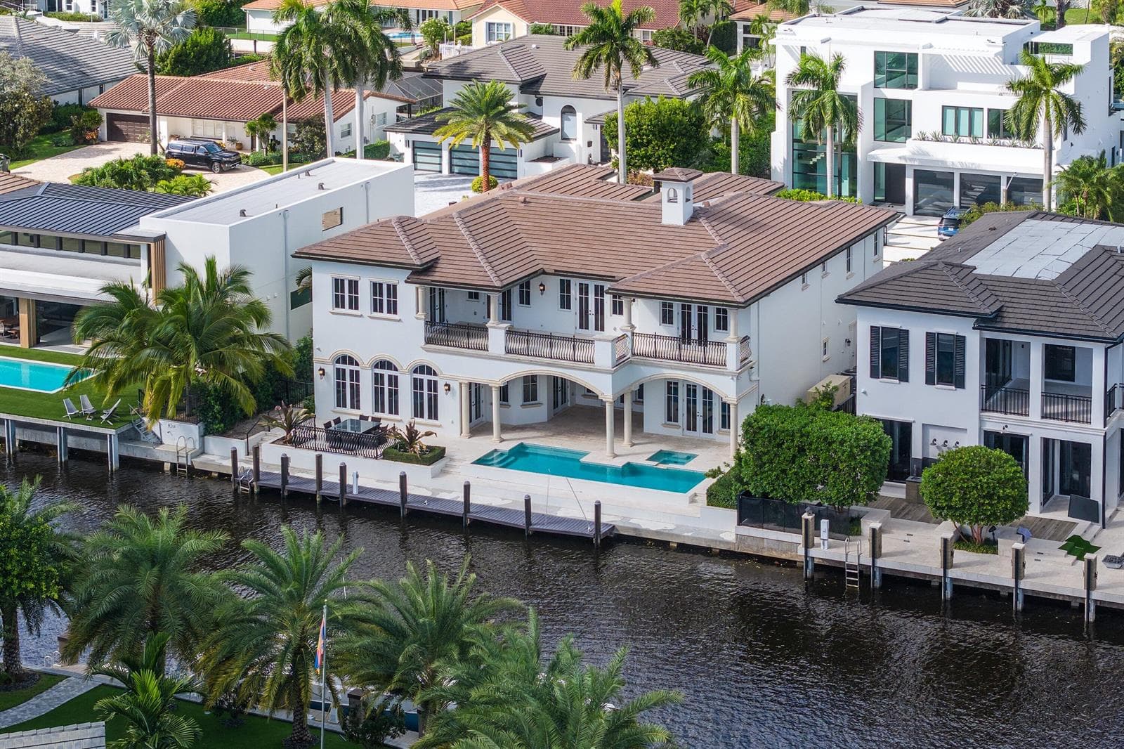 540 Golden Harbour Drive